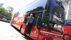 Polski Bus przewiózł w 2015 r. 5,5 mln pas. Na zdjęciu szkocki właściciel Brian Souter